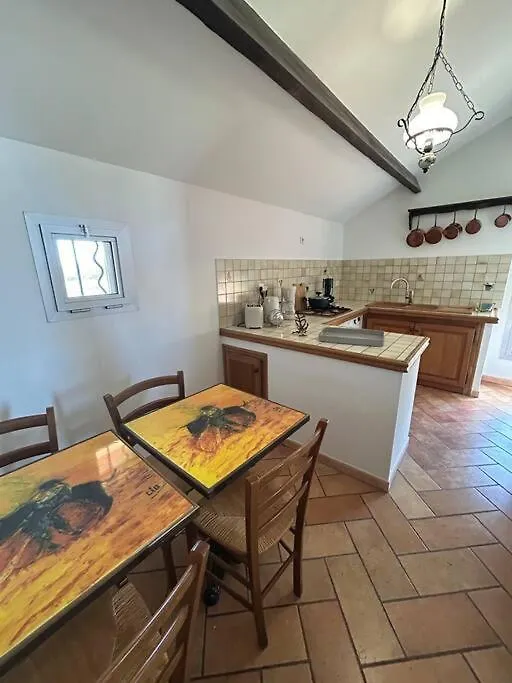 Estrambord Appart Terrasse Camargue Arles 0*,